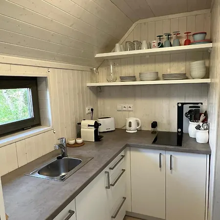 Lodge Maringotka U Lesa