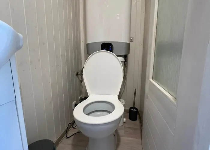 Lodge Maringotka U Lesa *